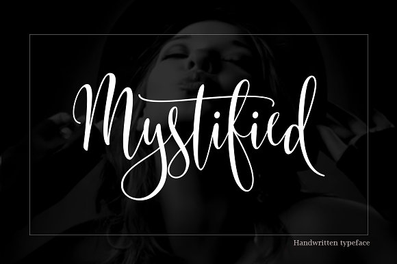 Mystified Font: Connected Script for Digital Design